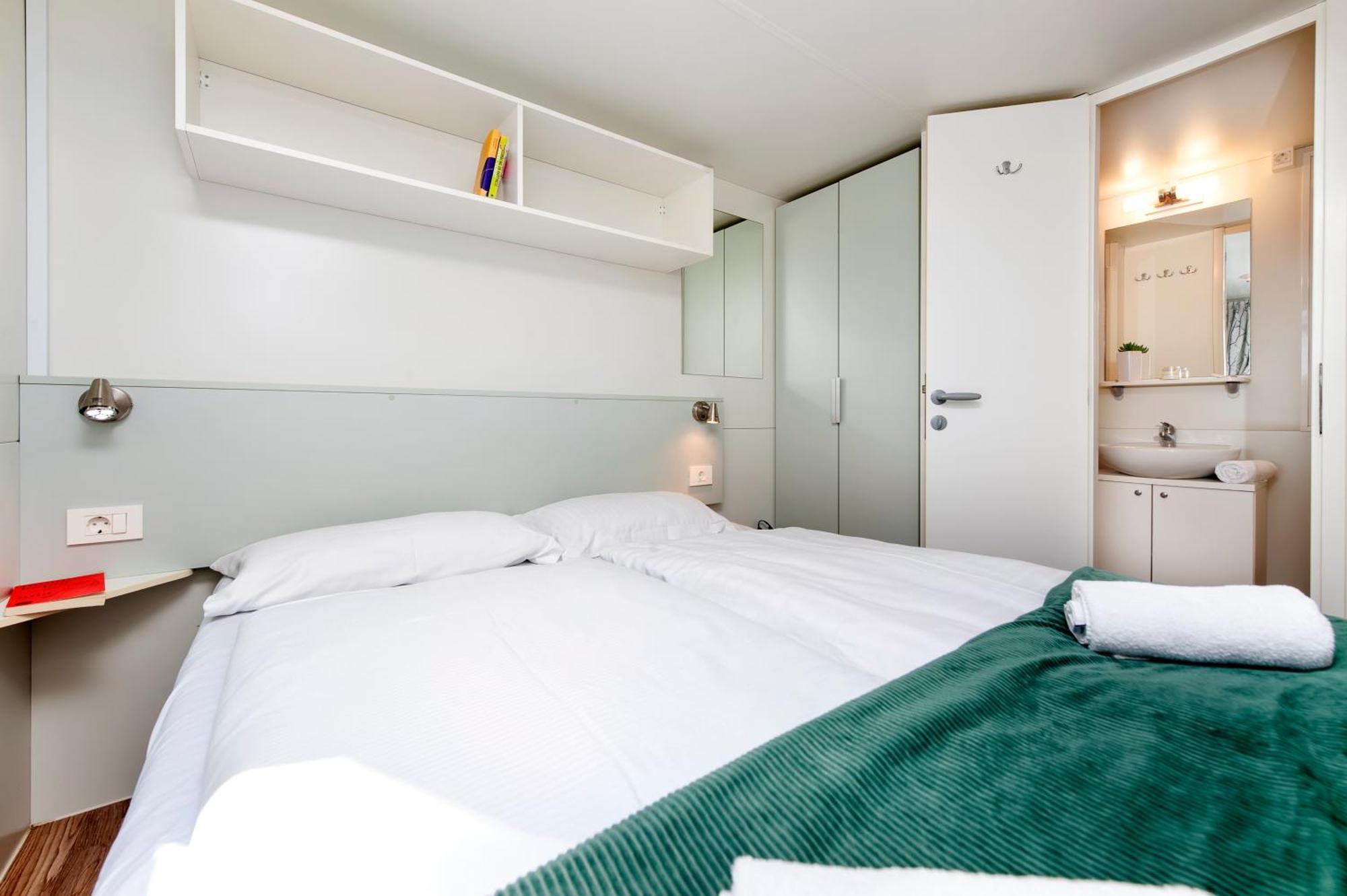 Glamping And Mobile Homes Lavanda - Holiday Centre Bi Village Fažana Kültér fotó